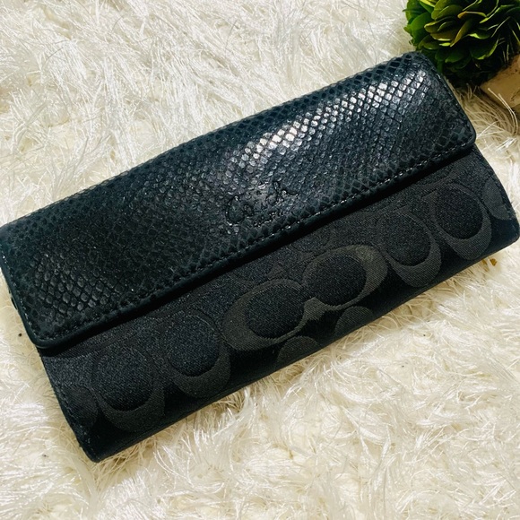 Coach Handbags - Coach black leather Signature wallet